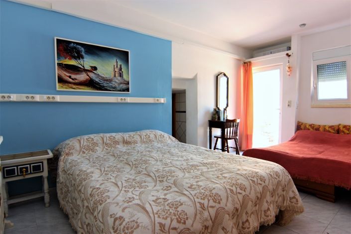 Image No.47-8 Bed Villa for sale