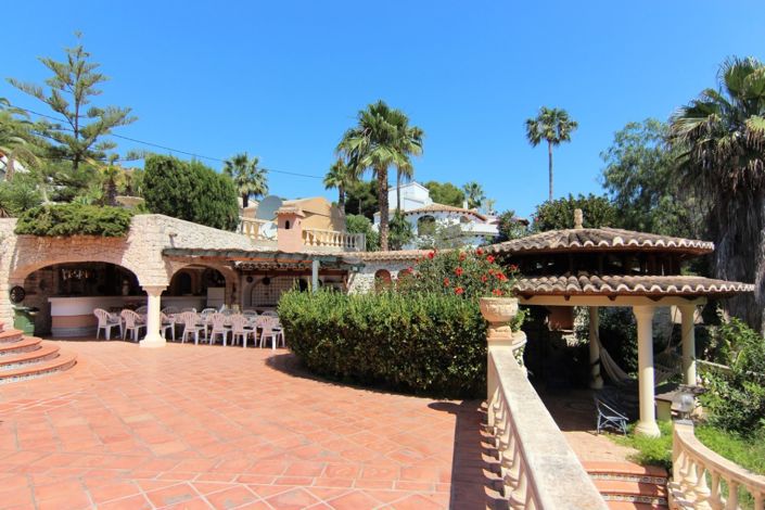 Image No.5-8 Bed Villa for sale