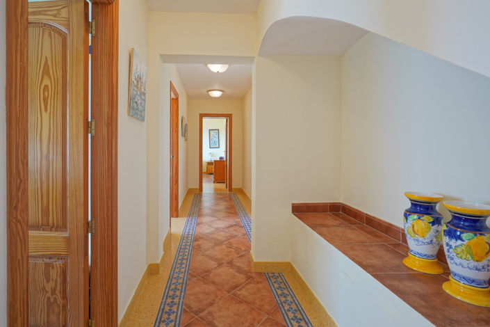 Image No.15-5 Bed Villa for sale