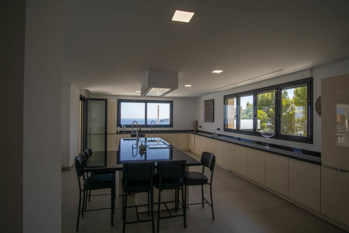 Image No.16-5 Bed Villa for sale