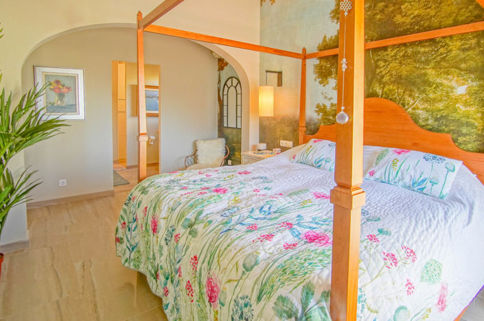 Image No.40-5 Bed Villa for sale