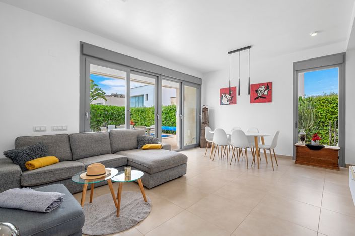 Image No.8-3 Bed Villa for sale