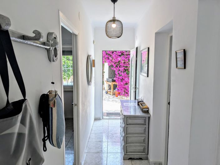 Image No.25-3 Bed Villa for sale