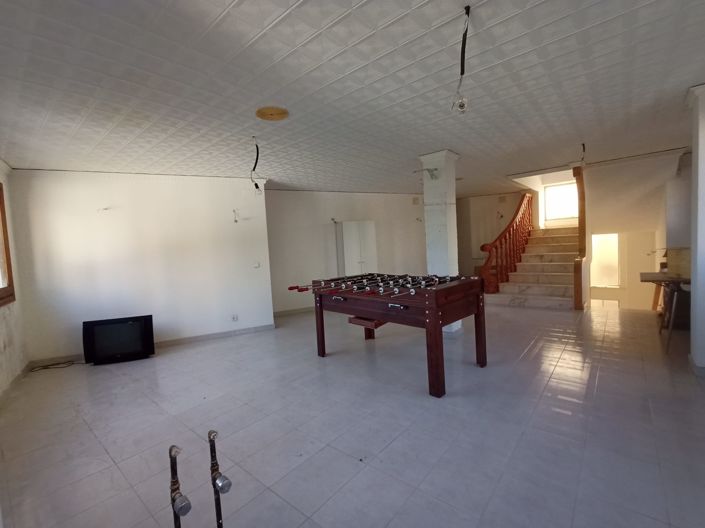 Image No.13-10 Bed Villa for sale