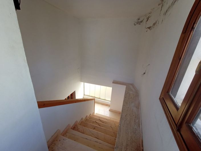 Image No.25-10 Bed Villa for sale