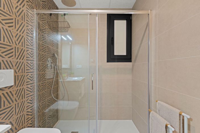 Image No.17-2 Bed Apartment for sale