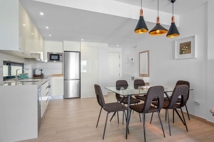 Image No.10-2 Bed Apartment for sale