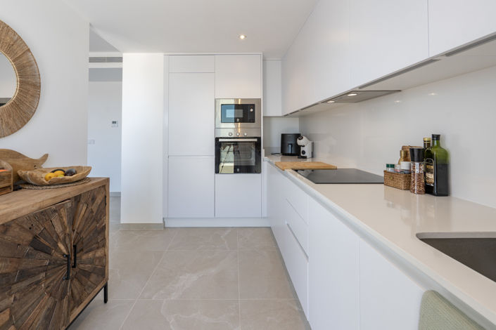 Image No.21-3 Bed Apartment for sale