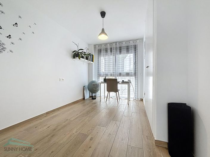 Image No.9-3 Bed Villa for sale