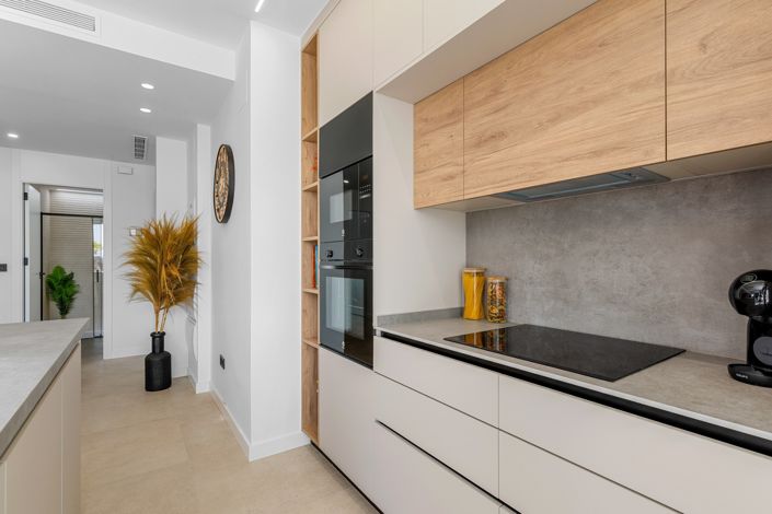 Image No.8-3 Bed Apartment for sale