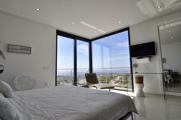 Image No.20-5 Bed Villa for sale