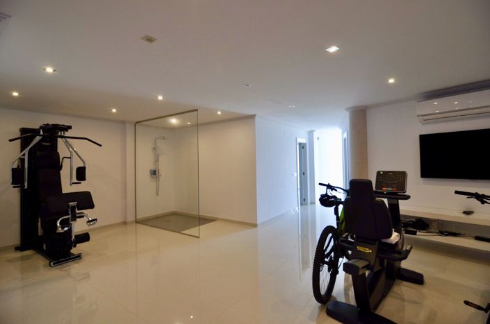 Image No.33-5 Bed Villa for sale