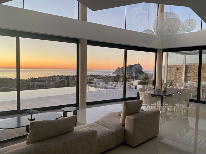 Image No.5-5 Bed Villa for sale