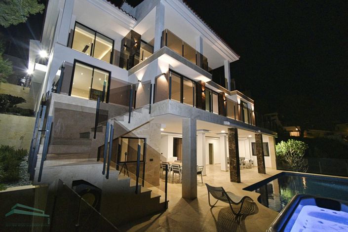 Image No.3-3 Bed Villa for sale