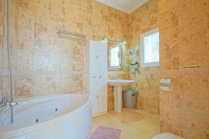 Image No.16-3 Bed Villa for sale