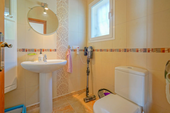 Image No.18-3 Bed Villa for sale