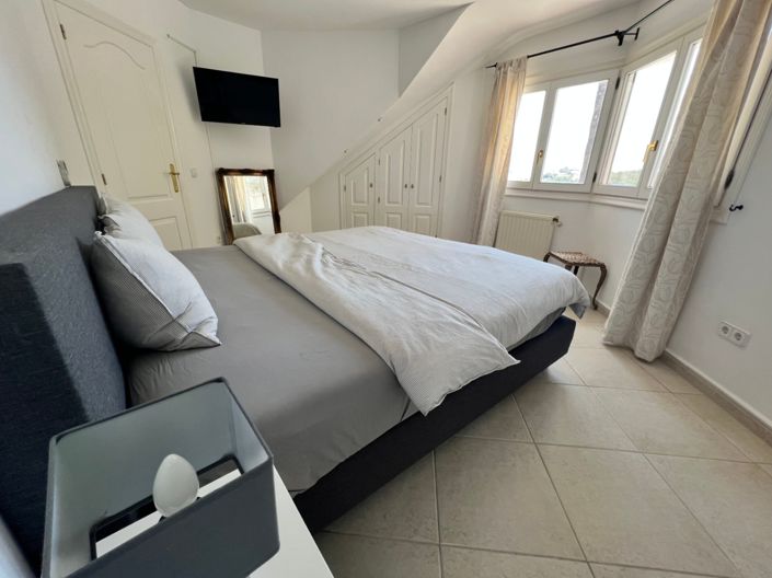 Image No.20-4 Bed Villa for sale