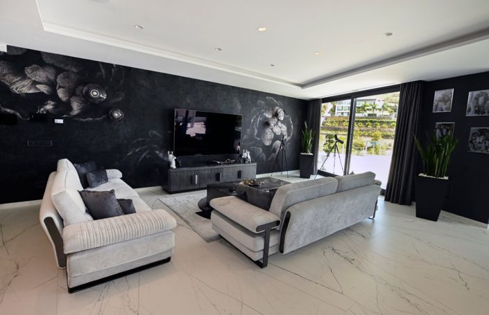 Image No.11-5 Bed Villa for sale