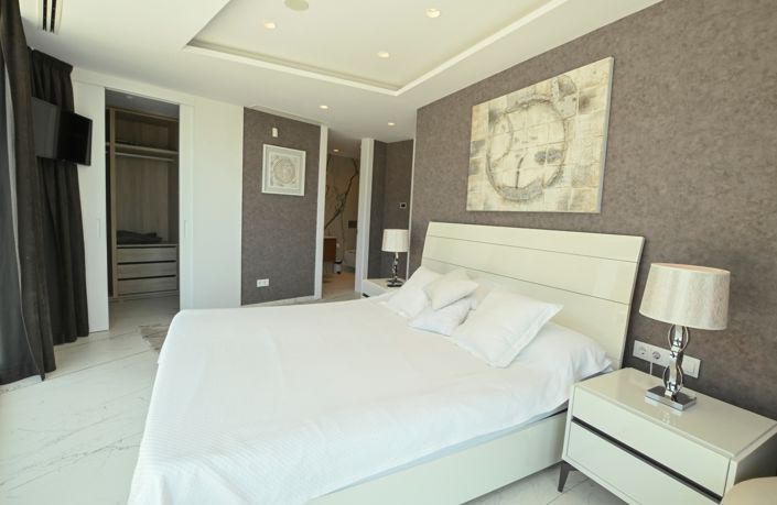 Image No.31-5 Bed Villa for sale