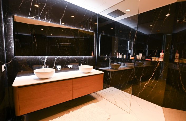 Image No.38-5 Bed Villa for sale