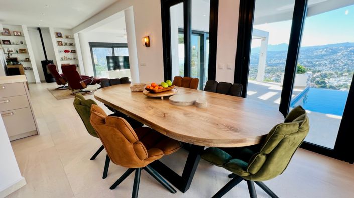 Image No.4-4 Bed Villa for sale