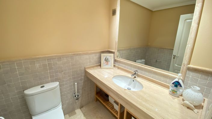 Image No.36-3 Bed Apartment for sale