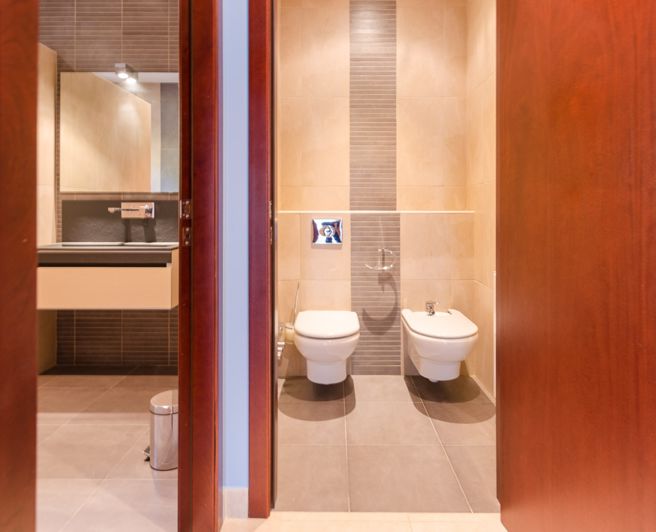 Image No.17-7 Bed Villa for sale