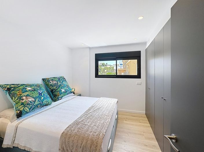 Image No.23-2 Bed Penthouse for sale