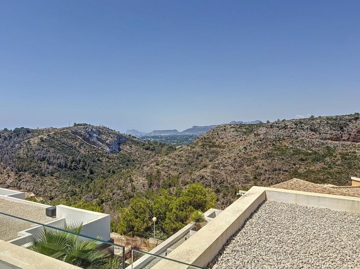 Image No.32-2 Bed Penthouse for sale