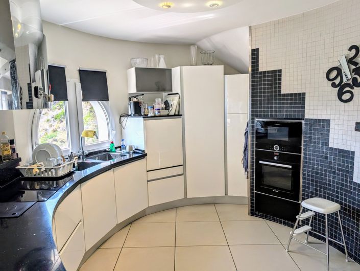 Image No.12-3 Bed Villa for sale