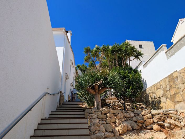 Image No.39-3 Bed Villa for sale