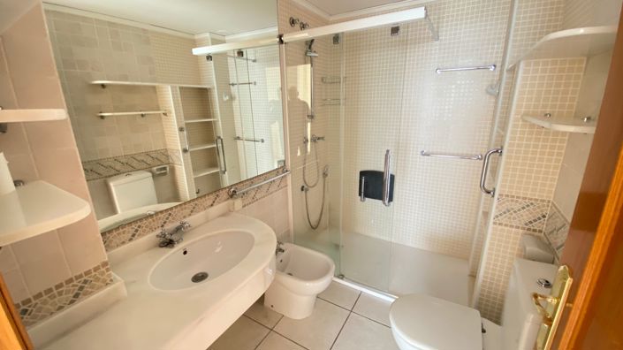 Image No.14-3 Bed Apartment for sale