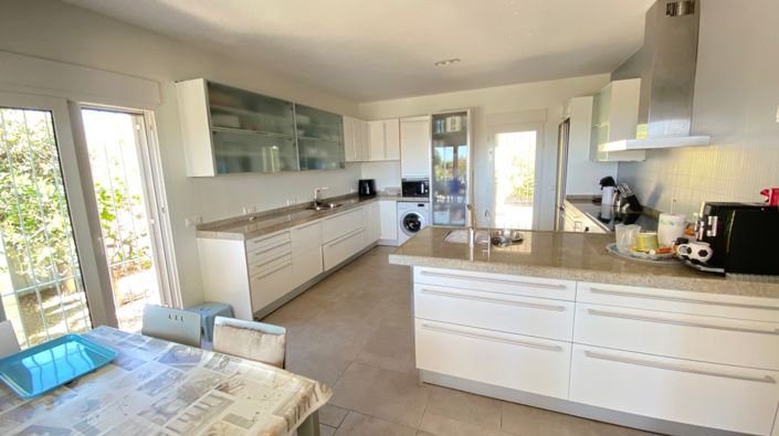 Image No.14-4 Bed Villa for sale