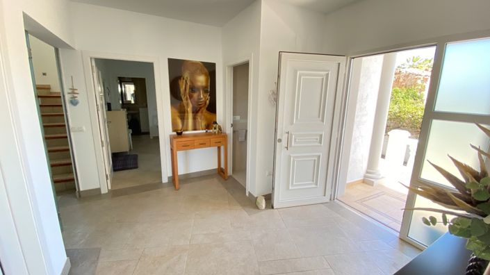 Image No.26-4 Bed Villa for sale