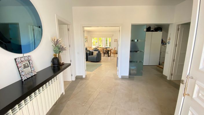 Image No.27-4 Bed Villa for sale