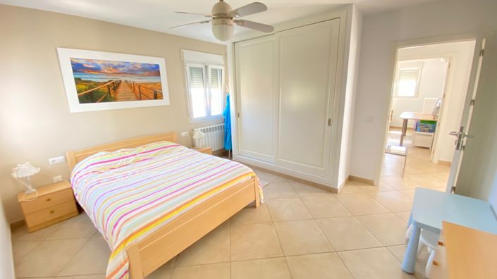 Image No.37-4 Bed Villa for sale