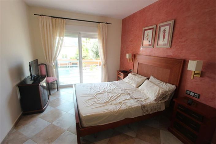 Image No.29-4 Bed Villa for sale