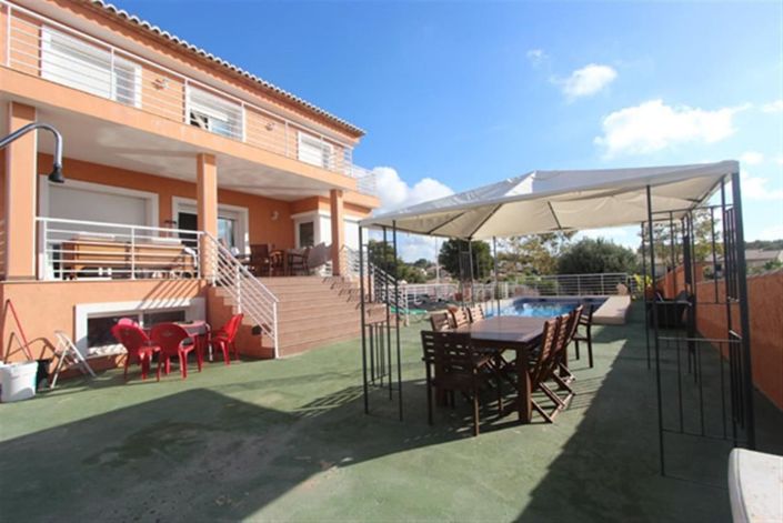 Image No.5-4 Bed Villa for sale