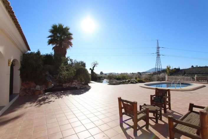 Image No.13-6 Bed Villa for sale