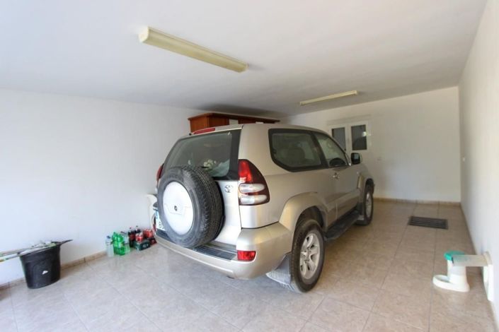 Image No.32-6 Bed Villa for sale