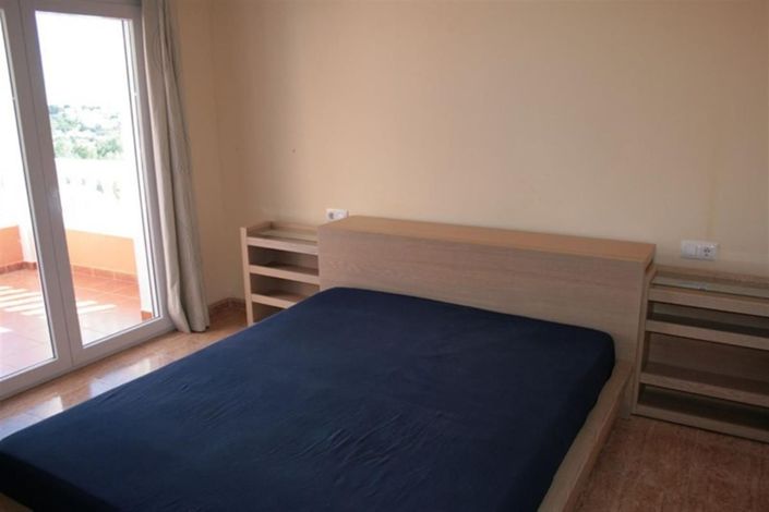 Image No.20-7 Bed Villa for sale