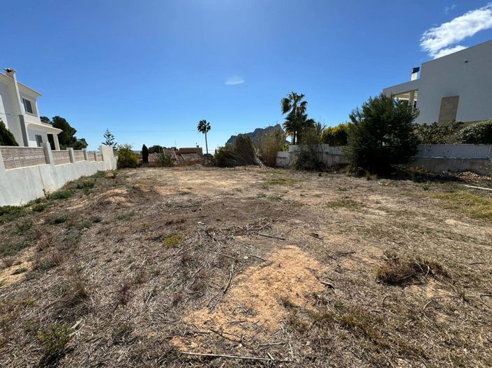 Image No.2-4 Bed Land for sale