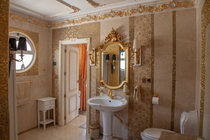 Image No.28-10 Bed Villa for sale