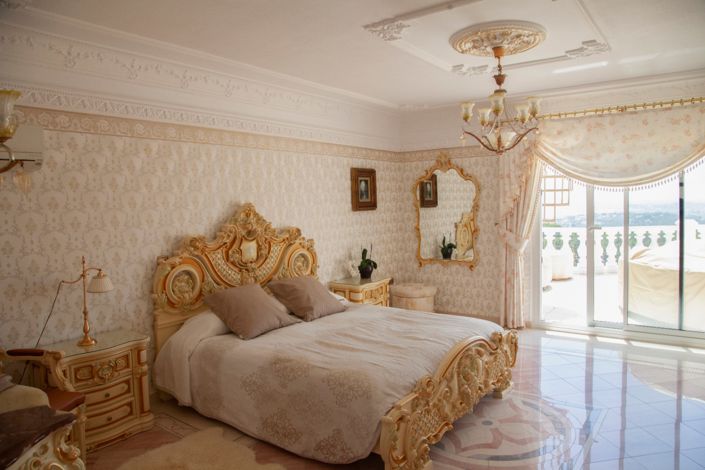 Image No.33-10 Bed Villa for sale