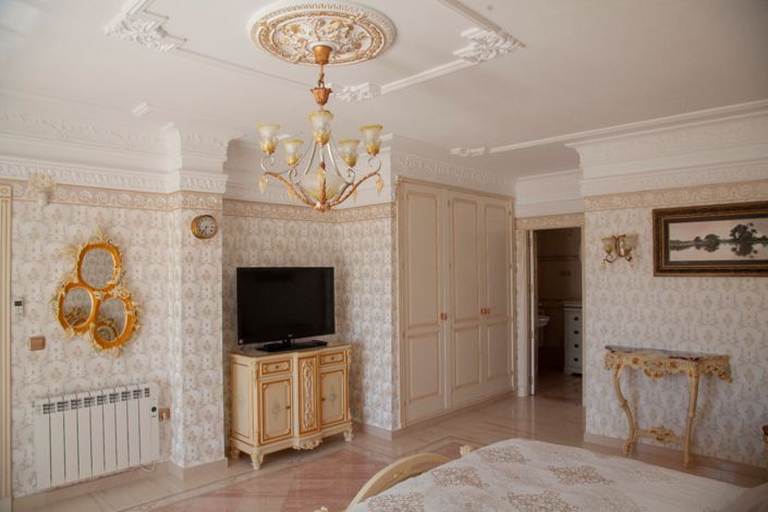 Image No.35-10 Bed Villa for sale