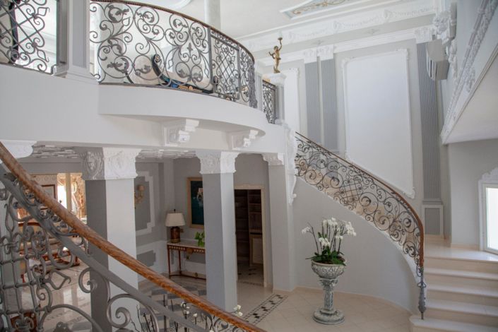 Image No.41-10 Bed Villa for sale