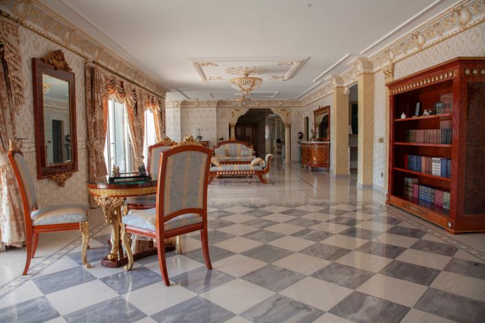 Image No.47-10 Bed Villa for sale