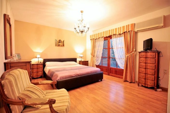 Image No.16-6 Bed Villa for sale