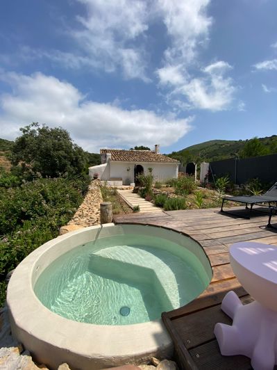 Image No.1-1 Bed Villa for sale