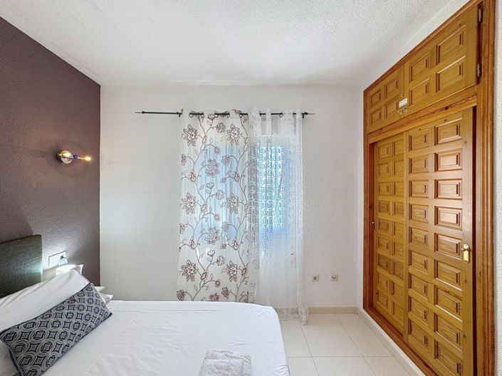 Image No.21-2 Bed Villa for sale